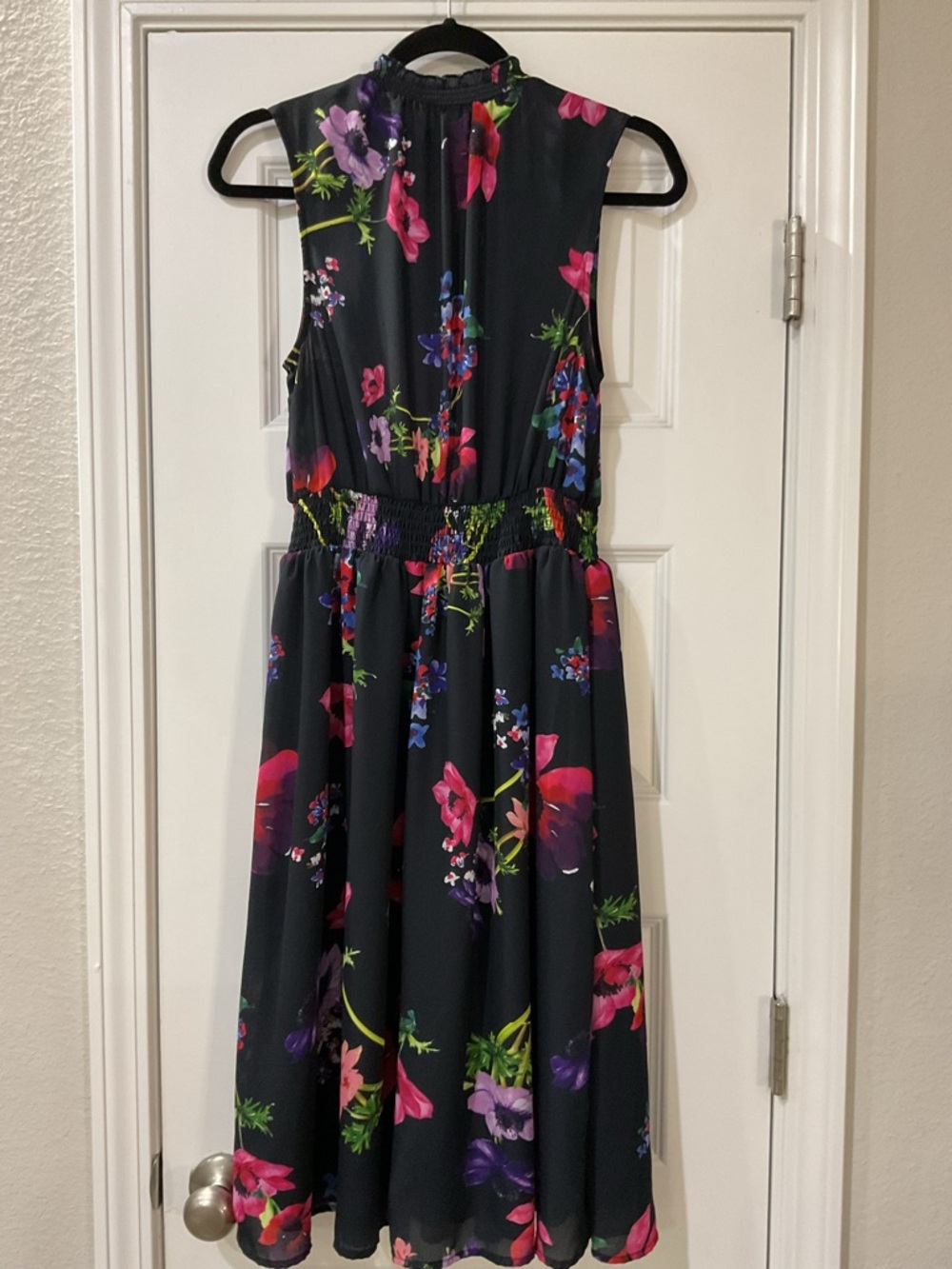 ModCloth Floral Fit & Flare Midi Dress Black Sleeveless Pockets Medium - Picture 8 of 9